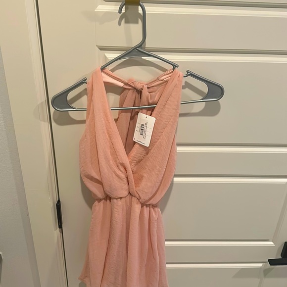 Small pink romper - Picture 1 of 3
